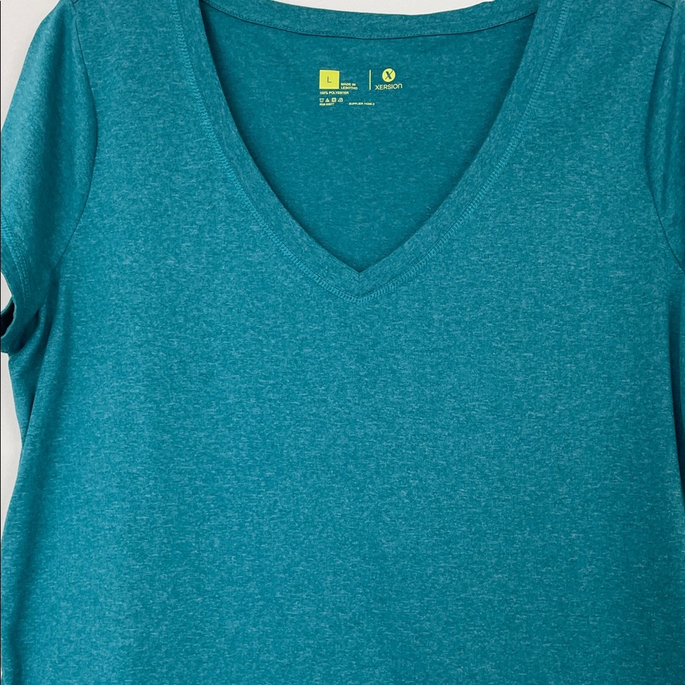 Xersion Short Sleeve Teal V-Neck Women's Tee